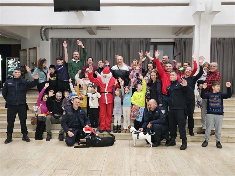 Slika /02_vijesti/2025/12 - prosinac/djed/25d41aaa-c7c3-481c-98e1-88aa0e3d6b11.jpeg